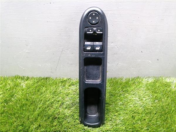 mando elevalunas delantero izquierdo peugeot
