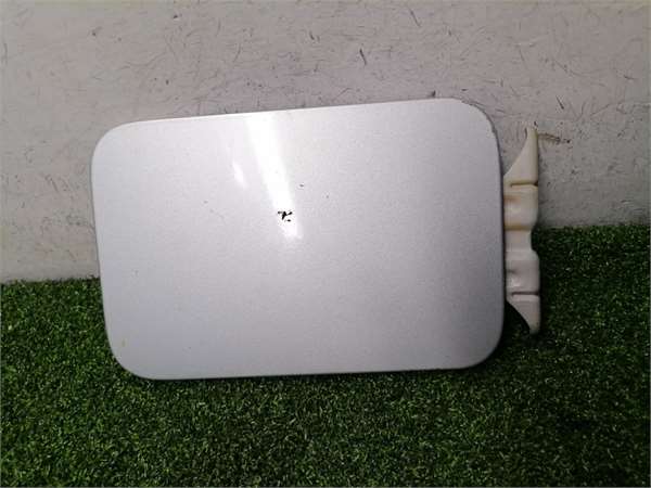 626 Berlina GF1997- Tapa Exterior Combustible 626 Berlina GF1997- Tapa Exterior Combustible