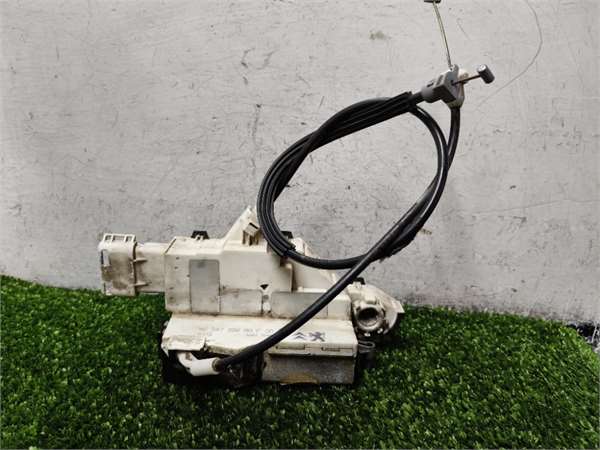 cerradura puerta delantera izquierda peugeot 407 (2004 >) 1.6 confort [1,6 ltr.   80 kw hdi fap cat (9hz / dv6ted4)]