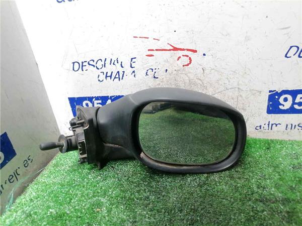 C3 Retrovisor Derecho C3 Retrovisor Derecho