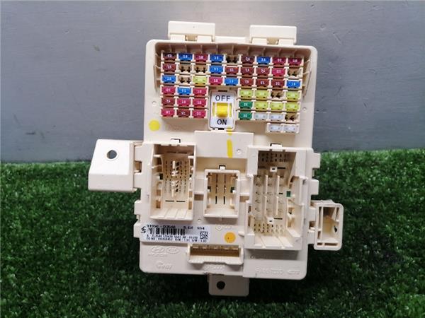 caja reles hyundai tucson tl 2014 17 style b