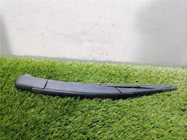 brazo limpiaparabrisas trasero hyundai i20 gb