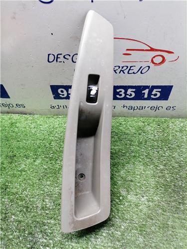 LACETTI Botonera Puerta Delantera Derecha LACETTI Botonera Puerta Delantera Derecha