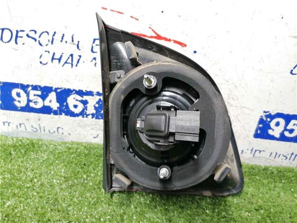 GOLF PLUS Piloto Trasero Derecho