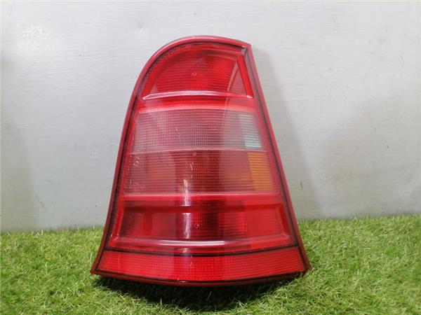 piloto trasero derecho mercedes benz clase a