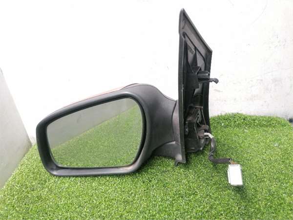 Focus Berlina CAP08.2004- Retrovisor Izquierdo Focus Berlina CAP08.2004- Retrovisor Izquierdo