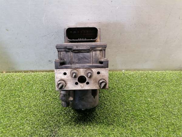 Avensis Berlina T252003- ABS Avensis Berlina T252003- ABS