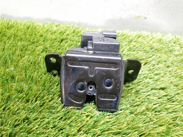 cerradura porton hyundai i20 gb 2014 12 clas