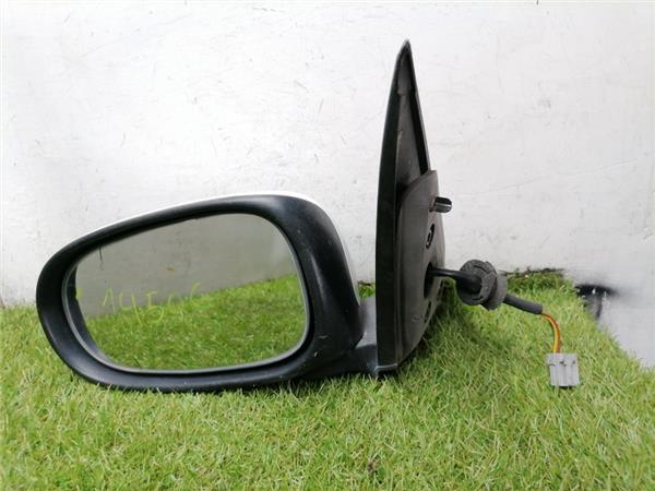Almera N16E01.2000- Retrovisor Izquierdo Almera N16E01.2000- Retrovisor Izquierdo