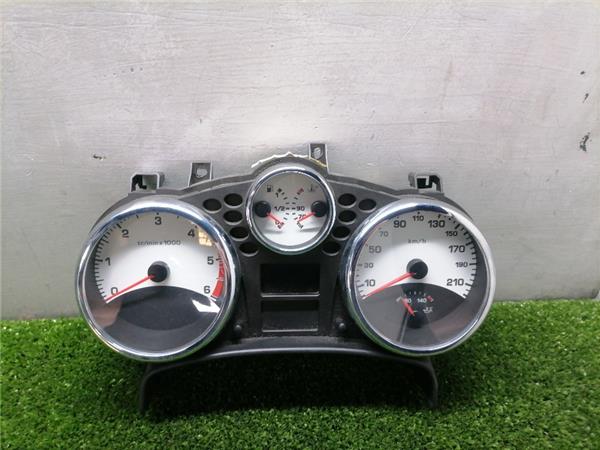 cuadro instrumentos peugeot 207 2006  16 hdi