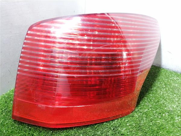 piloto trasero derecho peugeot 407 2004 20 s