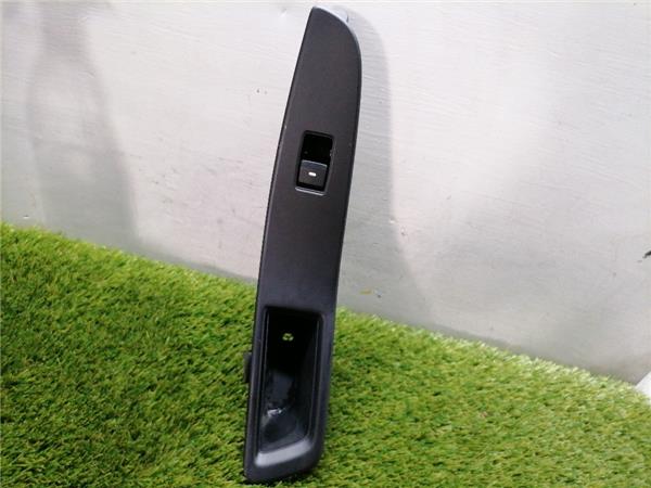 mando elevalunas delantero derecho hyundai i2