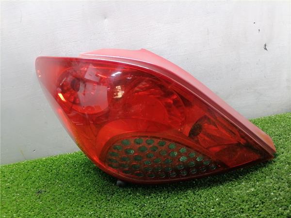 piloto trasero izquierdo peugeot 207 2006  16