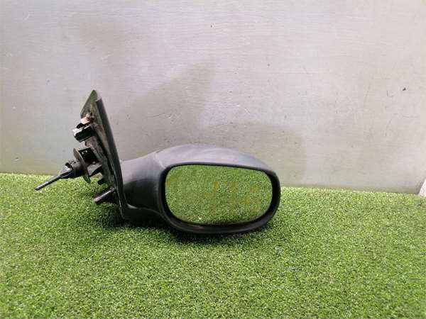 206 1998- Retrovisor Derecho 206 1998- Retrovisor Derecho