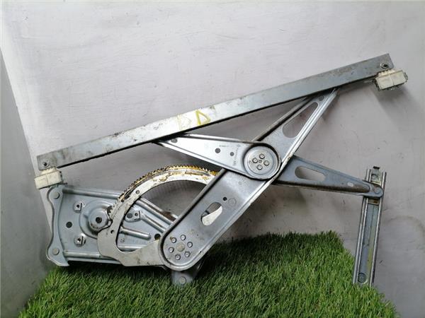 elevalunas electrico delantero derecho renaul