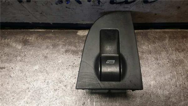A6 BERLINA Botonera Puerta Delantera Derecha A6 BERLINA Botonera Puerta Delantera Derecha