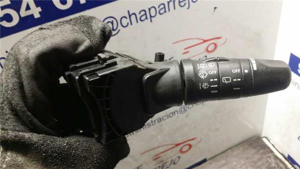 mando limpiaparabrisas nissan primera berlina