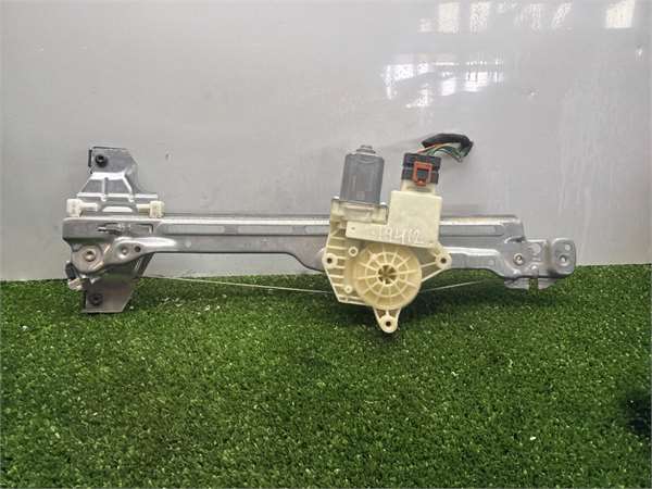 elevalunas electrico trasero derecho peugeot 308 (2013 >) 1.2 active [1,2 ltr.   81 kw 12v e thp / puretech]