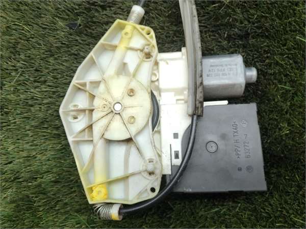 Golf V 1K110.2003-2008 Elevalunas Electrico Delantero Derecho