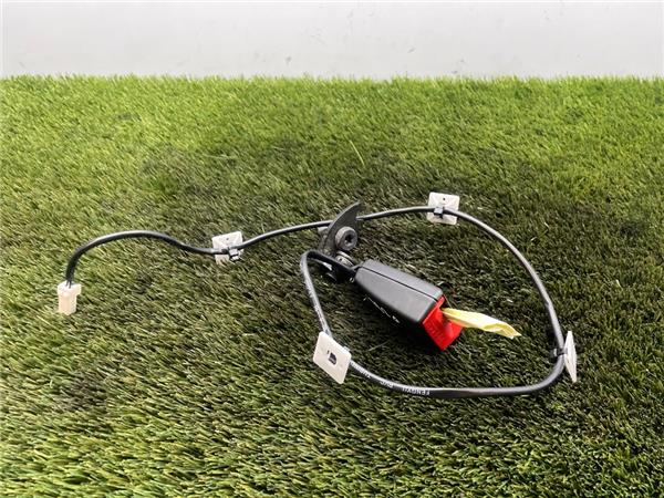 anclaje cinturon trasero izquierdo mg zs 0820