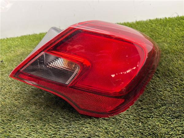 piloto trasero derecho opel corsa e 2014  13