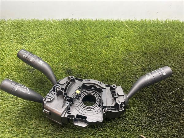 mando multifuncion mg zs 082022 15 comfort 1