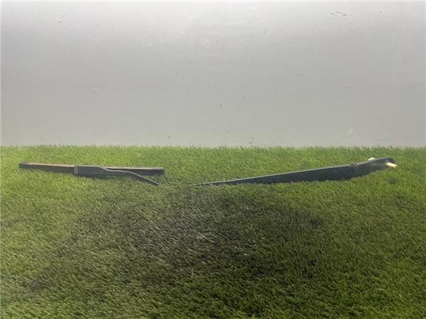 brazo limpiaparabrisas delantero derecho mg z