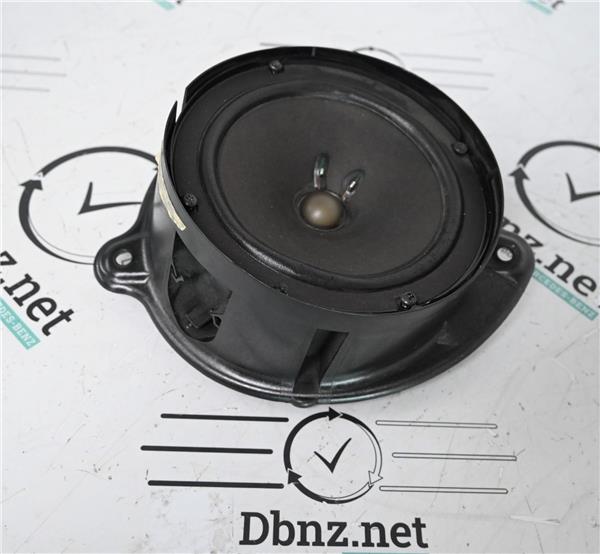 altavoz puerta delantera derecha mercedes ben