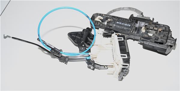 cerradura puerta trasera derecha mercedes ben