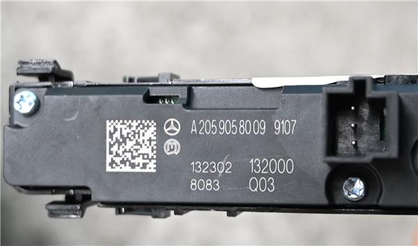 soporte sensor parking trasero mercedes benz