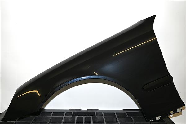 aleta delantera izquierda mercedes benz clase c (bm 203) berlina (02.2000 >) 2.2 c 200 cdi (la)(203.007) [2,2 ltr.   90 kw cdi cat]