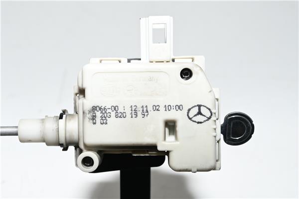 motor apertura deposito combustible mercedes