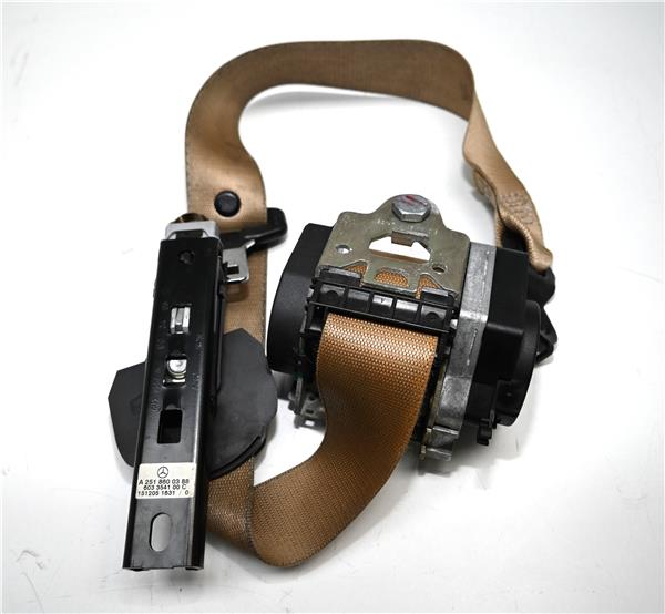 cinturon seguridad delantero derecho mercedes