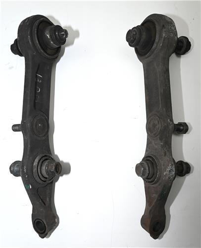 brazo inferior delantero derecho mercedes ben