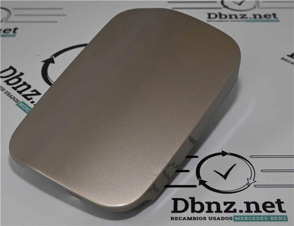 tapa exterior combustible mercedes benz clase
