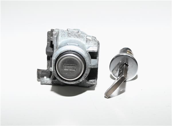 bombin puerta delantera derecha mercedes benz