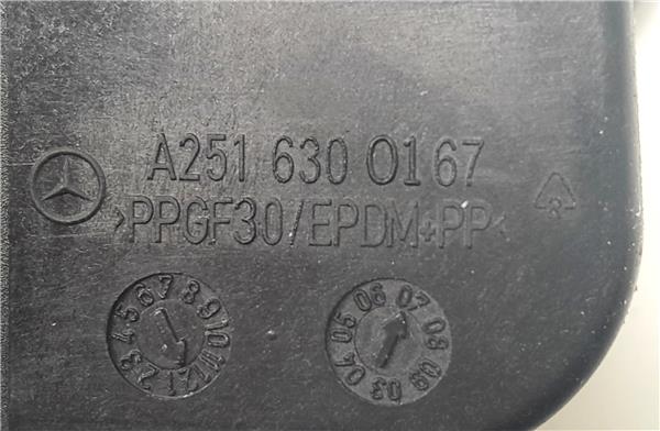 tapa exterior combustible mercedes benz clase