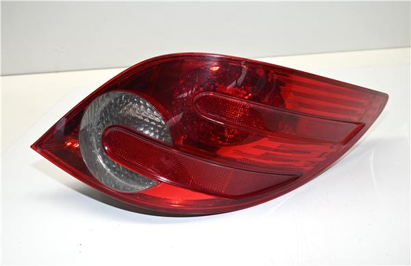 piloto trasero derecho mercedes benz clase r