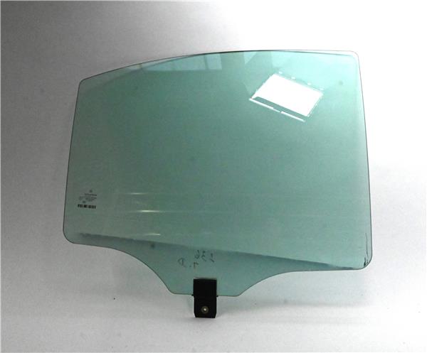 luna puerta trasera derecha mercedes benz cla