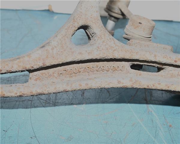 brazo inferior trasero derecho mercedes benz