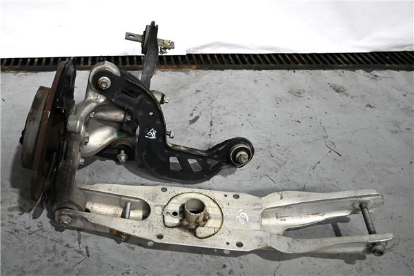 mangueta trasera izquierda mercedes benz clas