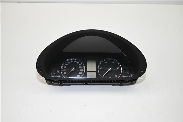 Cuadro Instrumentos Mercedes-Benz C