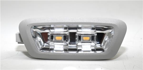 luz trasera izquierda techo mercedes benz cla