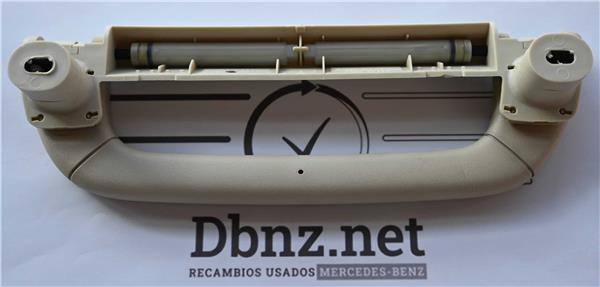 asidero superior delantero derecho mercedes b