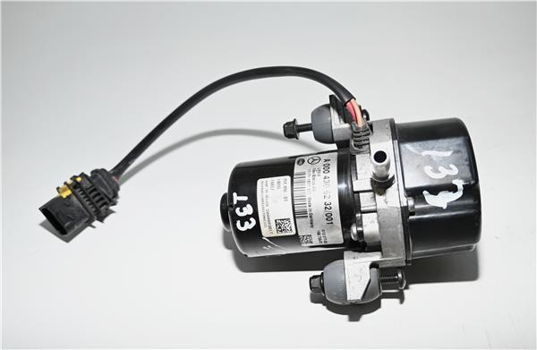 bomba vacio mercedes benz clase c bm 205 fami