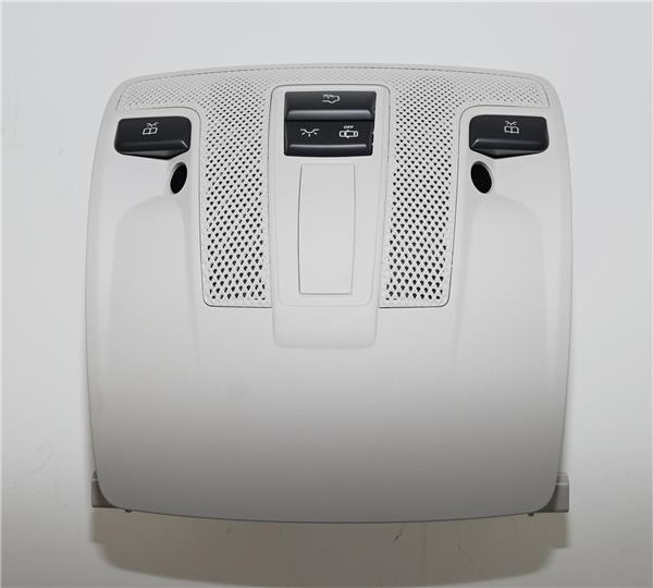 luz delantero central techo mercedes benz cla