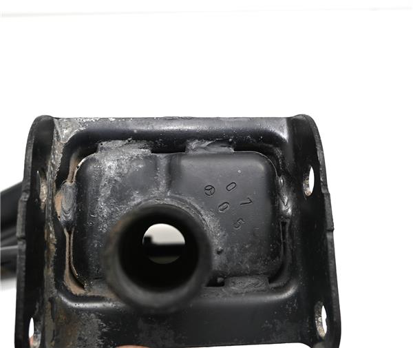 puntera delantero derecha mercedes benz clase