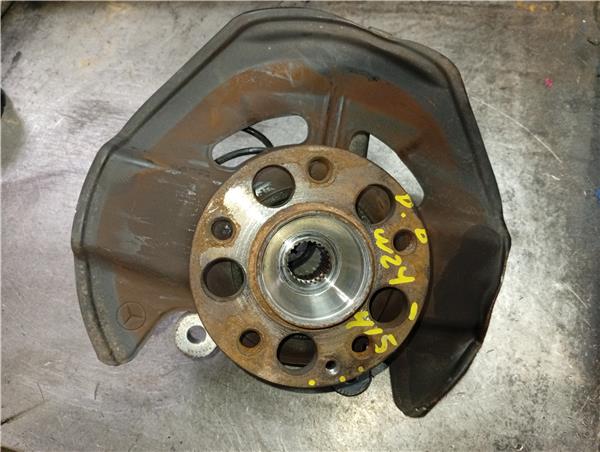 mangueta delantera derecha mercedes benz clas