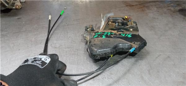 cerradura puerta delantera izquierda toyota avensis berlina (t25)(2003 >) 1.8 sol berlina (5 ptas) [1,8 ltr.   95 kw 16v cat]