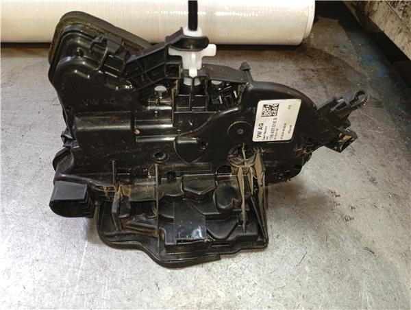 cerradura puerta delantera derecha skoda kami